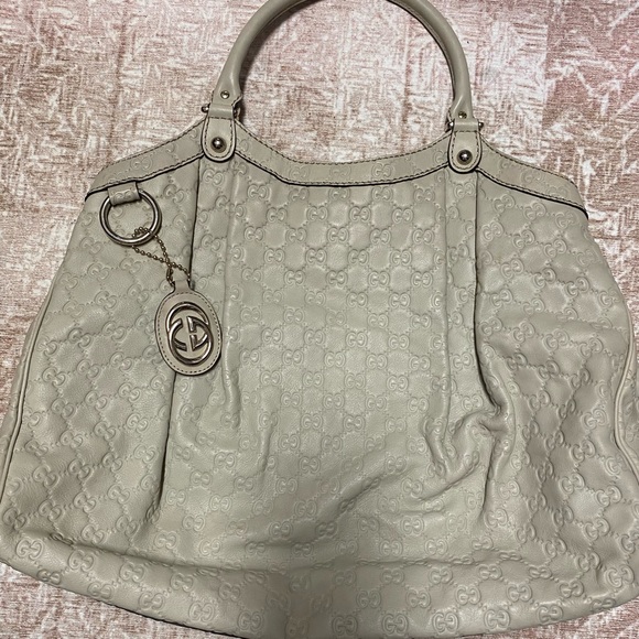 Authentic Gucci Embossed Logo Leather Sukey Tote Bag Purse Handbag - Picture 1 of 4